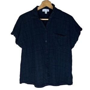 Cloth & Stone Button Up Top Size Small